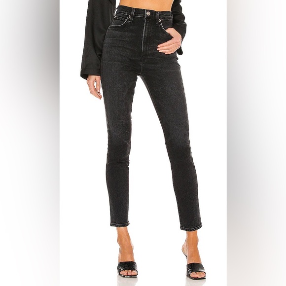 ✨AGOLDE ✨pinch waist jeans size 28 ankle length. AMAZING JEANS!! - Picture 4 of 15